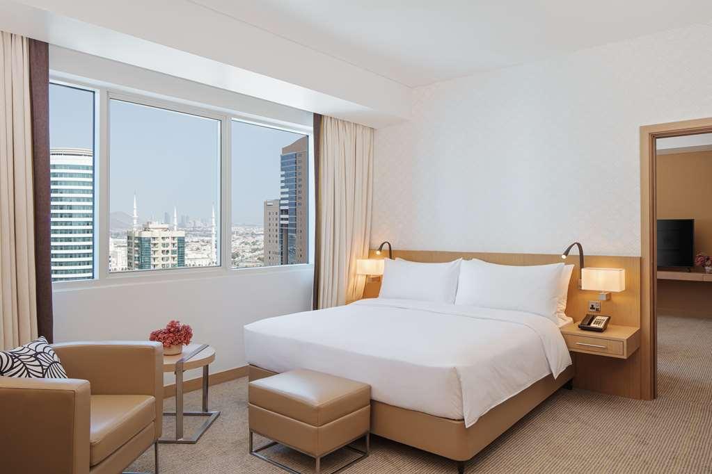 Doubletree By Hilton Fujairah City Zimmer foto