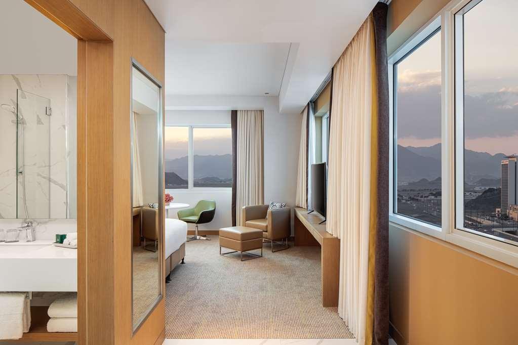 Doubletree By Hilton Fujairah City Zimmer foto