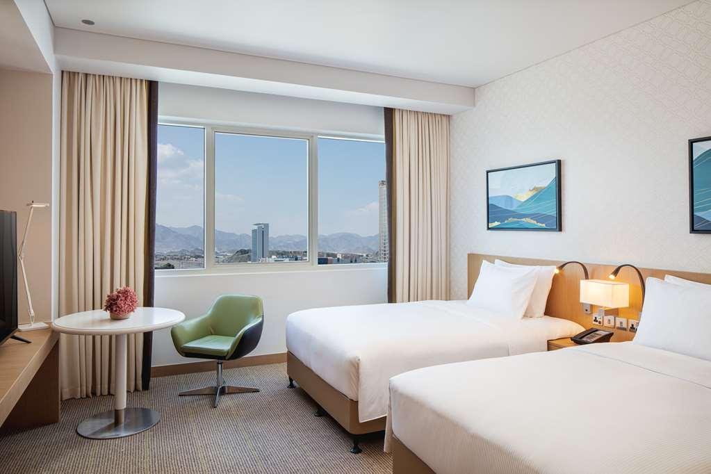Doubletree By Hilton Fujairah City Zimmer foto